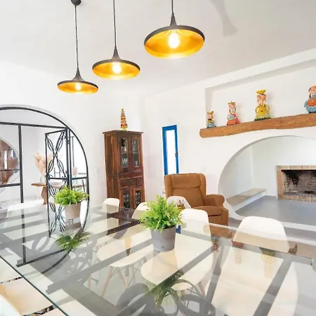 Whome Family Paradise, Exquisite Retreat For Holidays Sao Miguel de Rio Torto