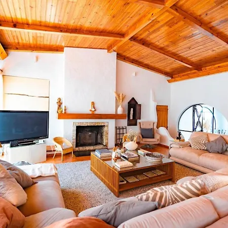 Whome Family Paradise, Exquisite Retreat For Holidays Feriehus