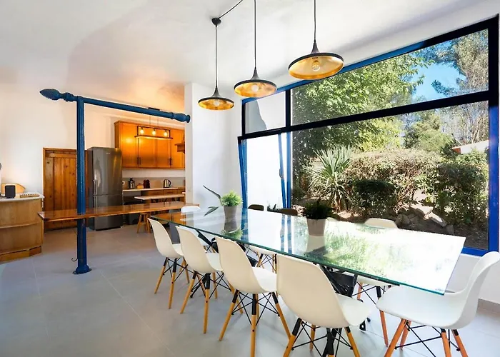 Whome Family Paradise, Exquisite Retreat For Holidays Дом отдыха Sao Miguel de Rio Torto