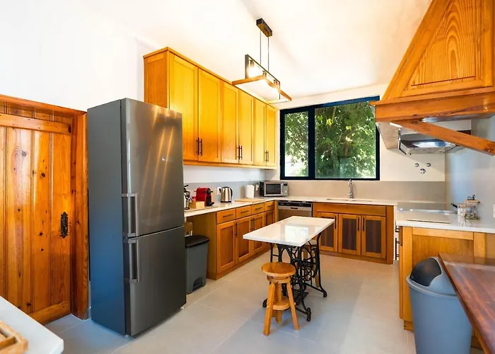 Whome Family Paradise, Exquisite Retreat For Holidays Дом отдыха Sao Miguel de Rio Torto