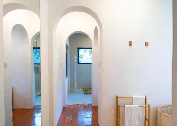 Дом отдыха Whome Family Paradise, Exquisite Retreat For Holidays Sao Miguel de Rio Torto