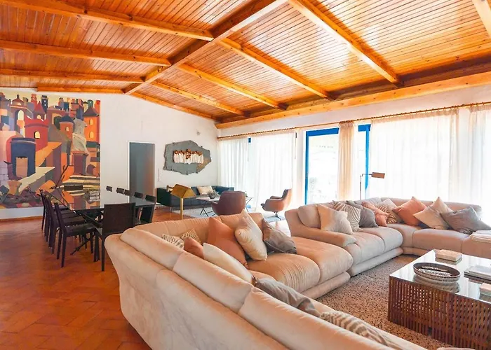 Whome Family Paradise, Exquisite Retreat For Holidays Дом отдыха Sao Miguel de Rio Torto